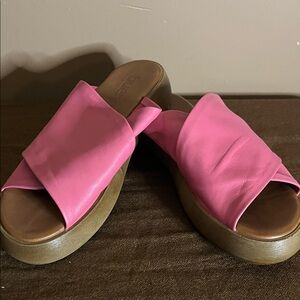 Dusty rose leather slides sandals 40 Bueno shoes
